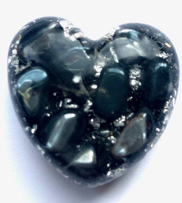 Orgonite Mini Hartje Hematiet, Shungite, Herkimerdiamant, Dubbeleinder, Zilver