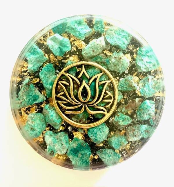 Midden Orgonite Buster Amazoniet, Lotusbloem, Shungite, Herkimerdiamant, Dubbeleinder, Goud