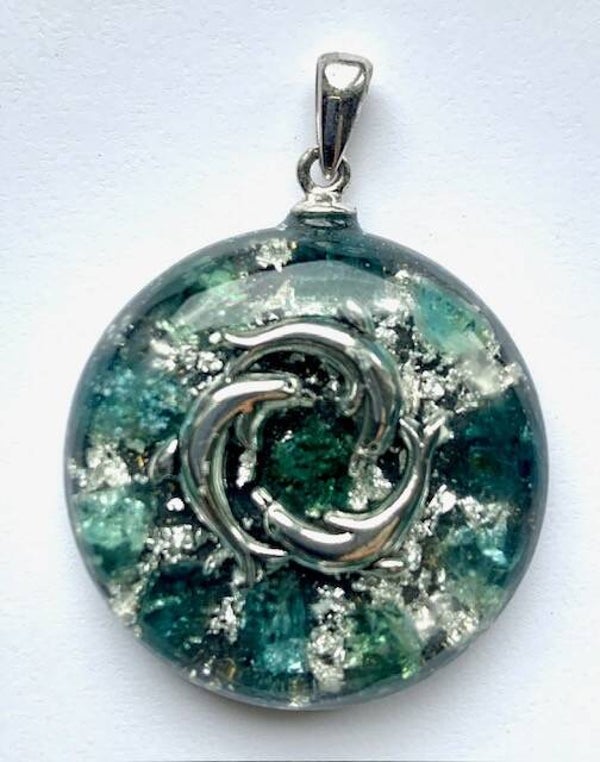 Kleine Orgonite Hander Blauwe Apatiet, Dolfijntjes, Shungite, Herkimerdiamant, Zilver #26