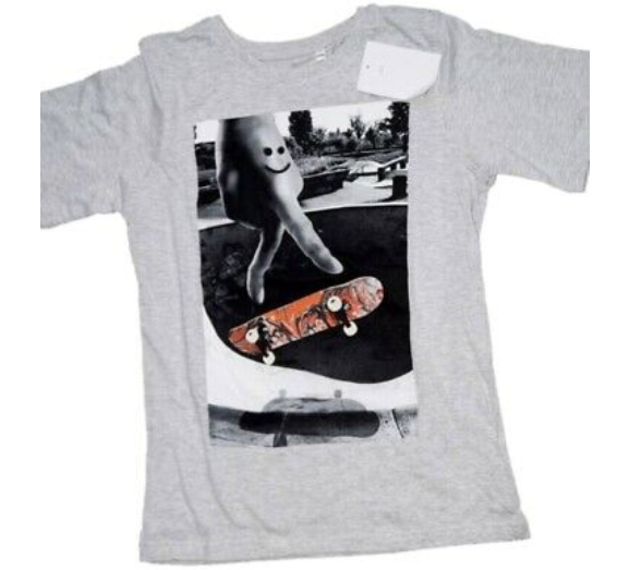 Skateboard T-shirt