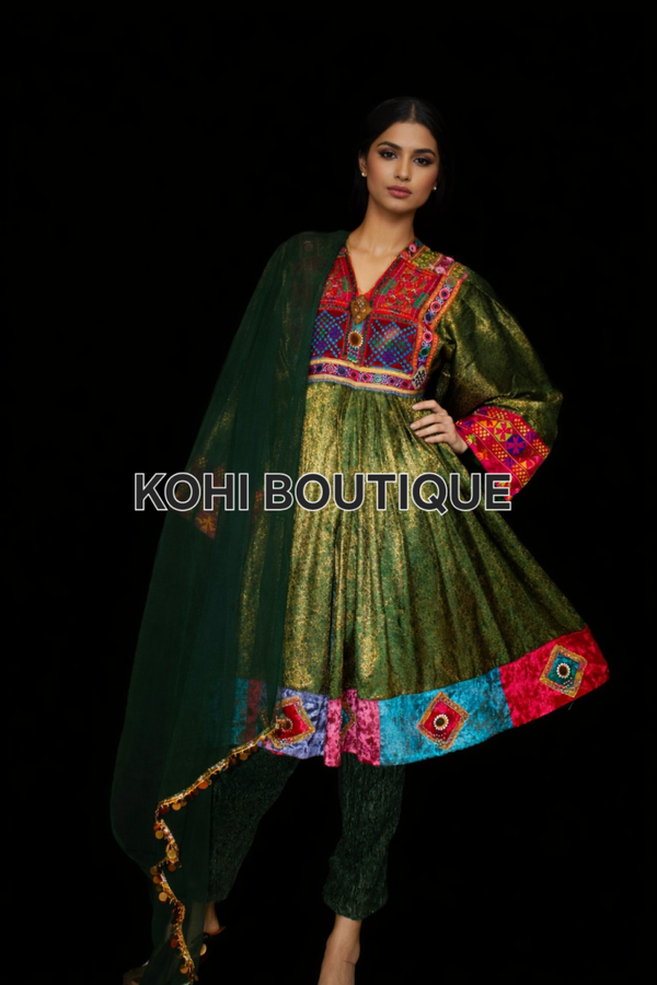 Afghansk Kjole – Håndlaget Eleganse