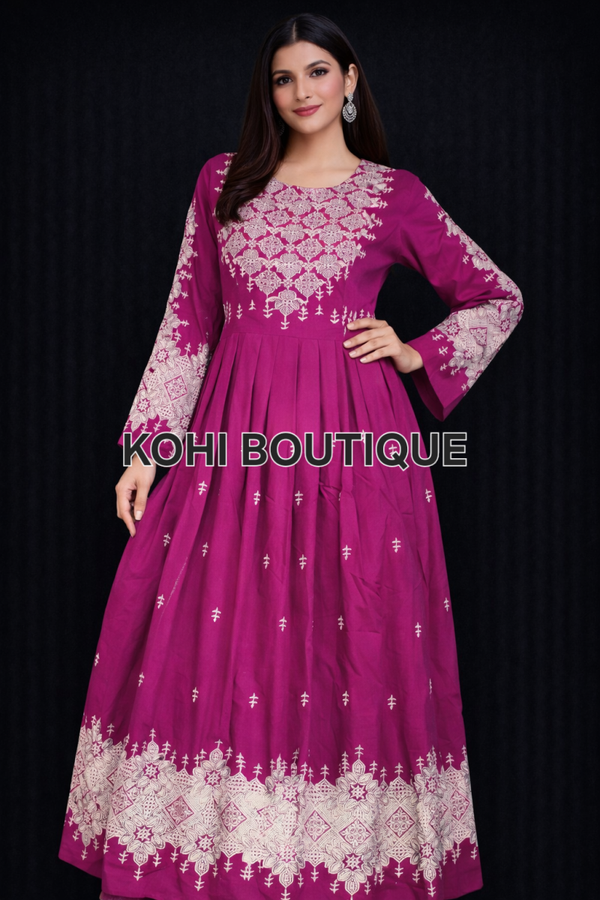 Elegant afghansk kjole - maskinbroderi