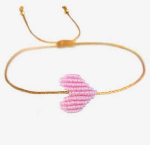 Fijne armband van goudkleurig koord