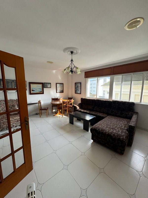 Piso de cuatro habitaciones en Foz