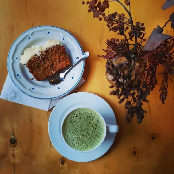 café