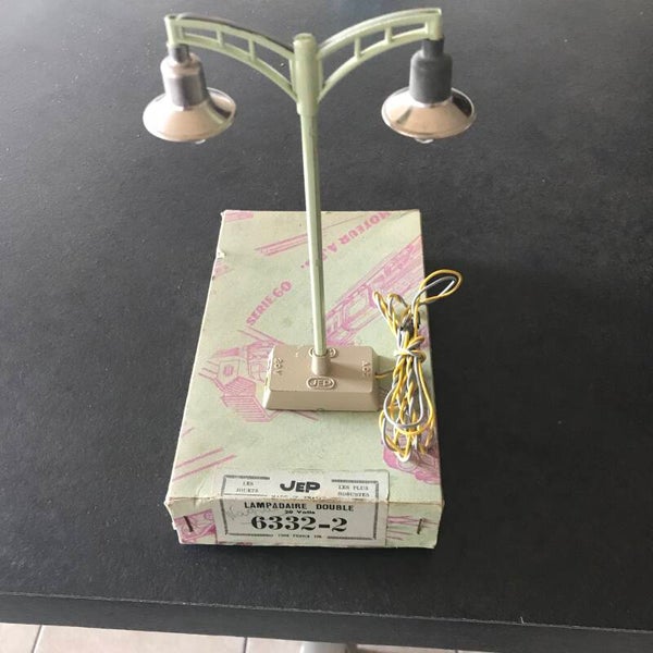 JEP ECHELLE O LAMPADAIRE DOUBLE 6332- 2 NEUF EN BO