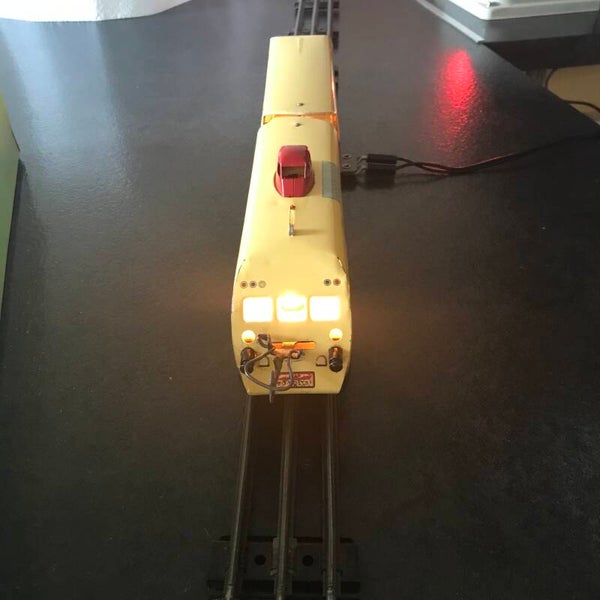 HORNBY ECHELLE O AUTORAIL ELECTRIQUE BUGATTI ZZK-3 20 VOLTS CONTINU EN BO