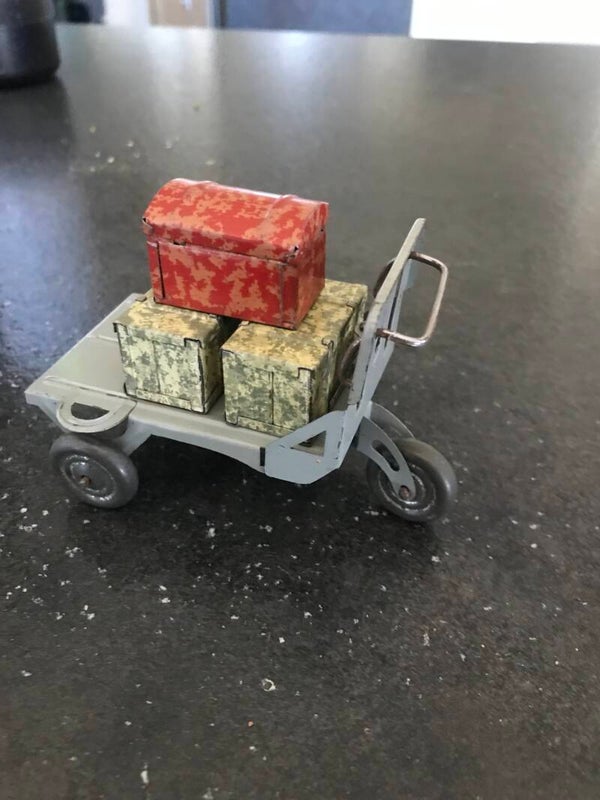 JEP/HORNBY/BING/MARKLIN ECHELLE O PETIT CHARIOT AVEC BAGAGES