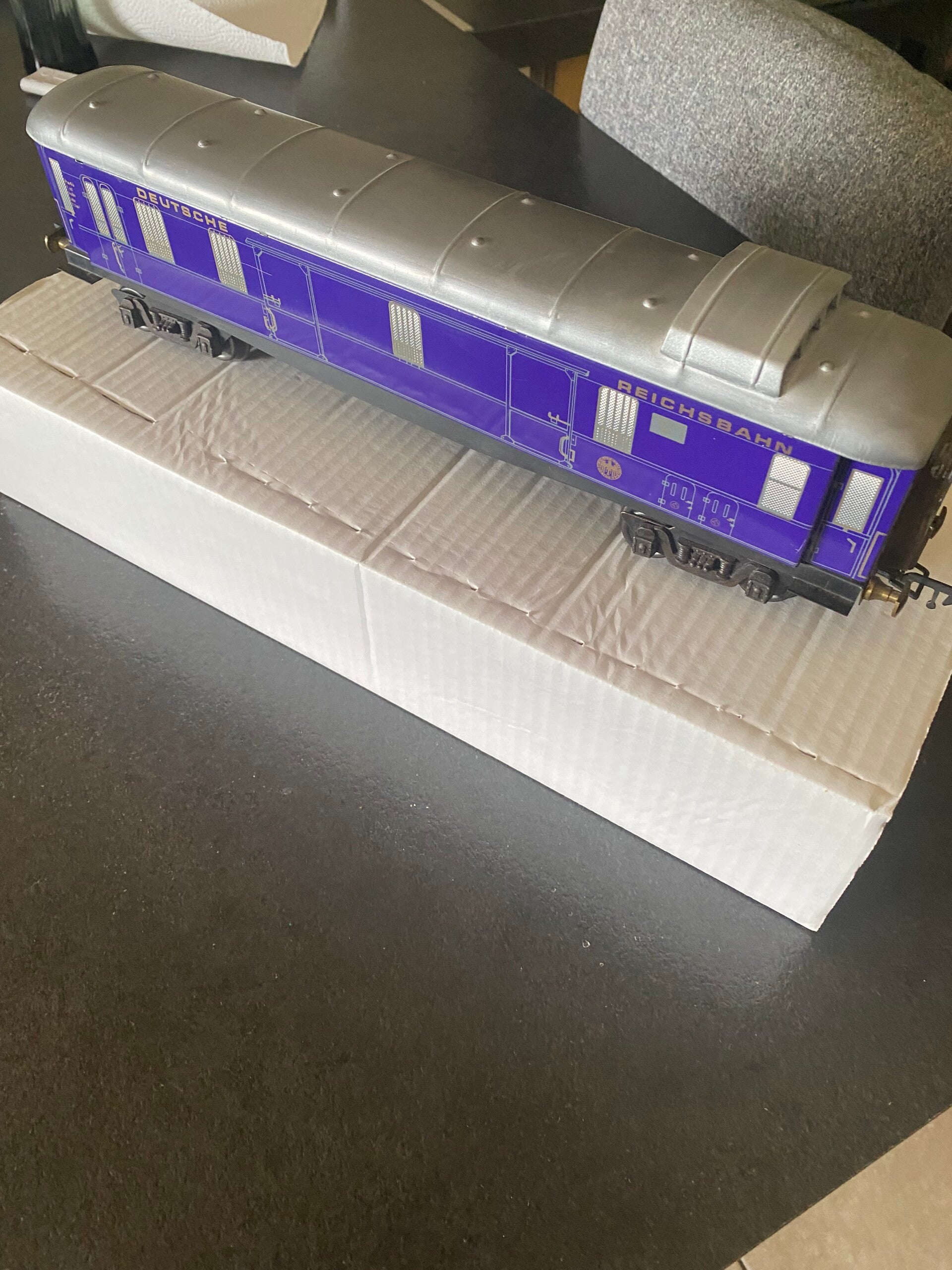 JEP/AS ECHELLE O WAGON POSTALE DEUTSCHEBAHN NEUF