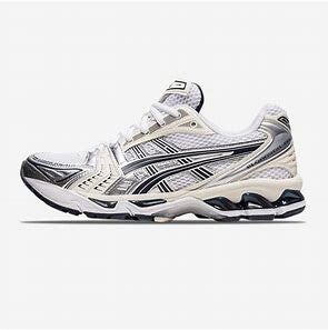 ASICS Gel kayano white