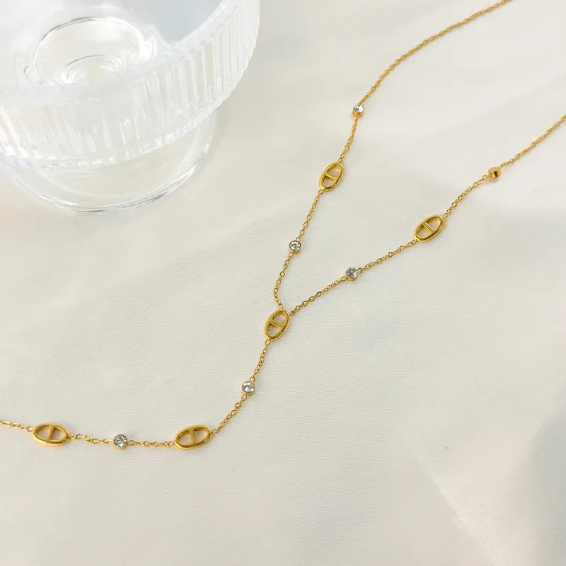 💎 Collier Long en Y Sertie de Zircons Blancs et Maillons Grain de Café – Acier Inoxydable 304 Doré