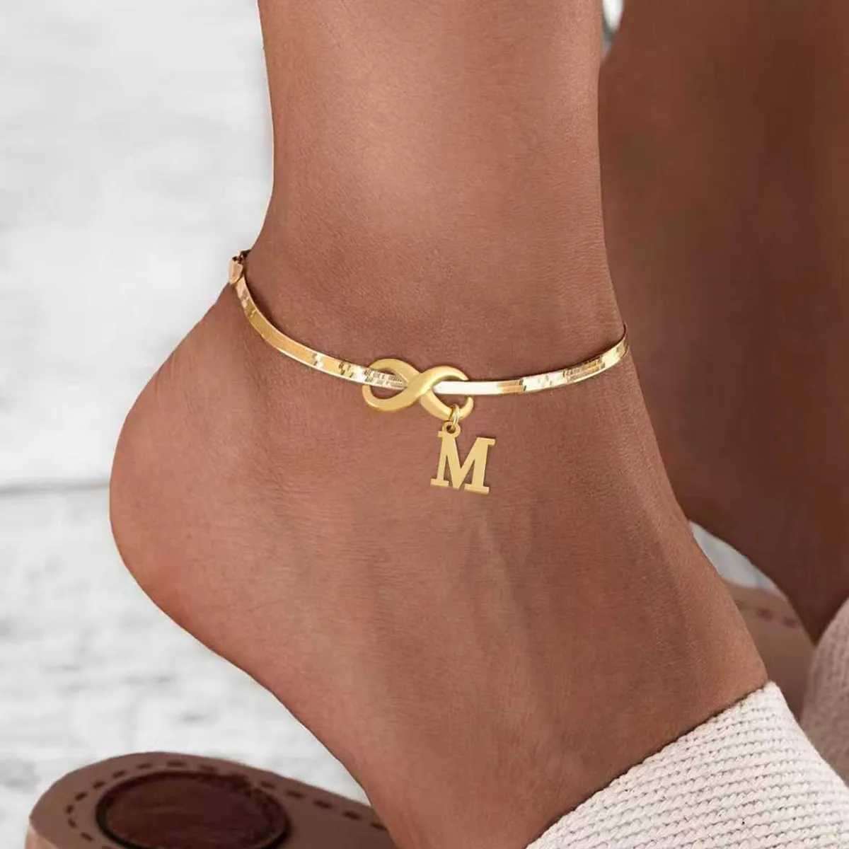 Bracelet de Cheville Infini & Lettre – Acier Inoxydable