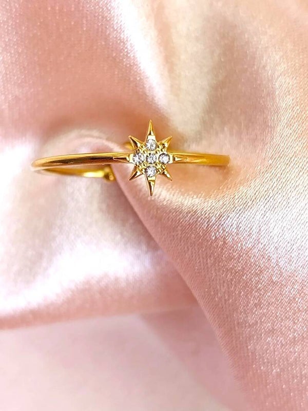 ✨ Bague étoile scintillante en acier inoxydable doré ✨