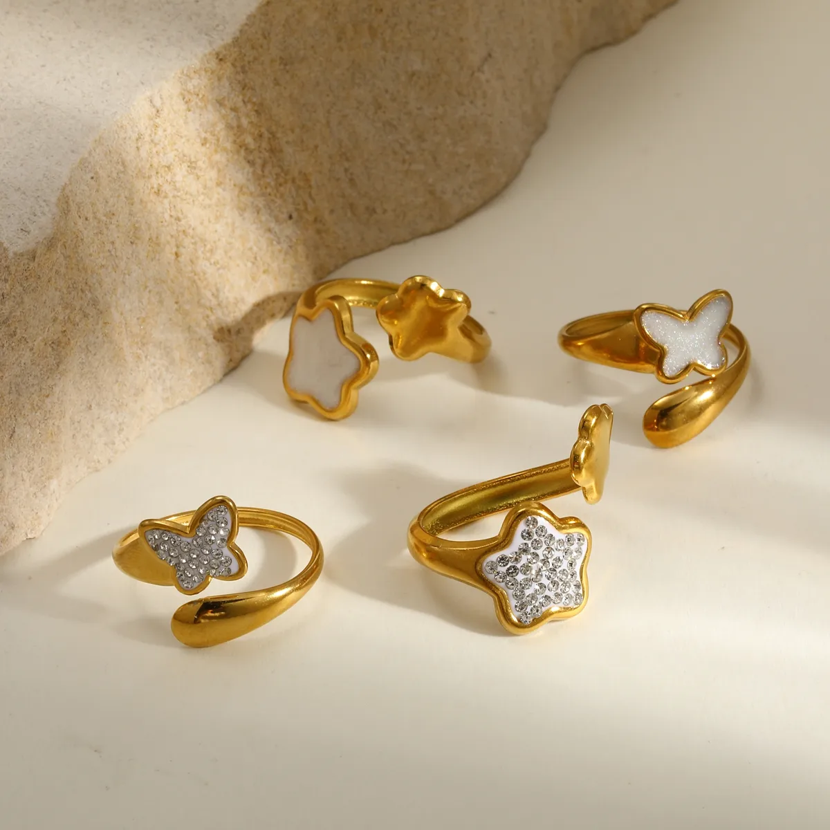 🌸 Bague Fleur & Papillon – Élégance Intemporelle Vanbijoux 🌸