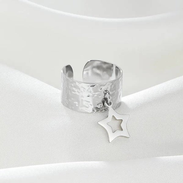 Bague Stella Large Étoile Argentée Martelée – Breloque Ajustable en Acier Inoxydable 304  Tendance Céleste