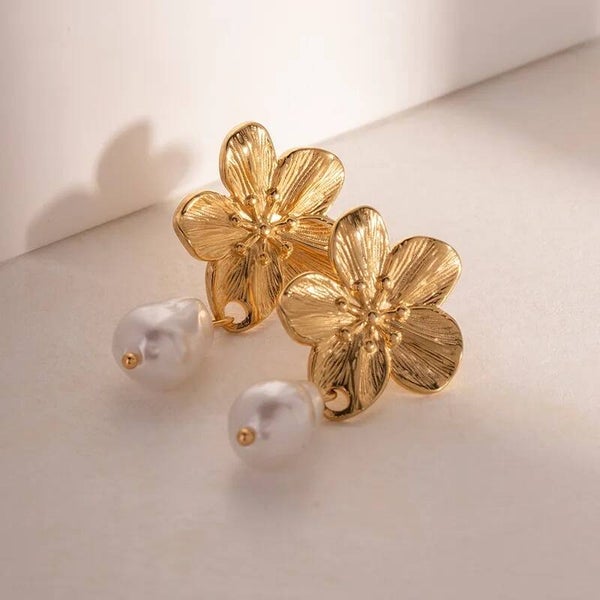 Boucles d’Oreilles Fleur Dorée & Perle Pendante  Acier Inox 304 XL Chic
