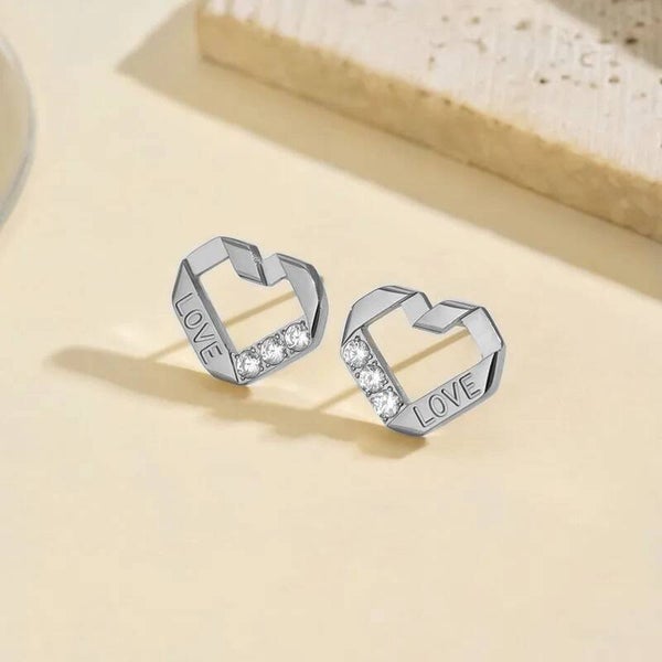 Boucles d’Oreilles Pendantes LOVE Cœur Strass – Acier Inoxydable Argenté