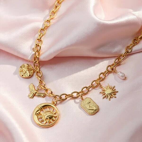 Collier Multi Breloque Symbolique – La Pluie de Porte-Bonheurs Qui Illumine Vos Tenues