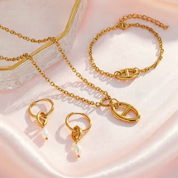 Ensemble de Bijoux "Élégance Marine" en Acier Inoxydable Doré avec Perles