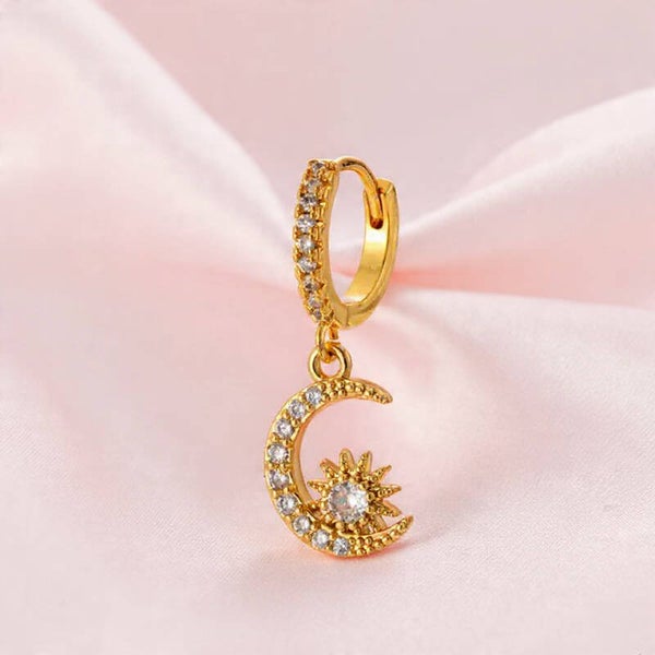 Boucle d’Oreille Cartilage Lune Soleil | Plaqué Doré | Pierres Précieuses Artificielles | Vendue à l’unité | vanbijoux