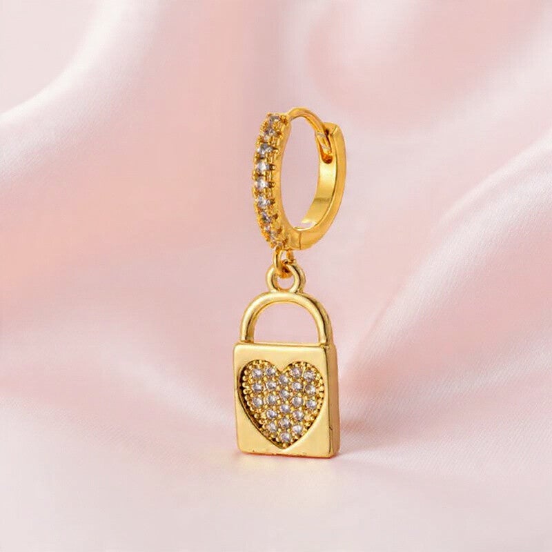 Boucle d’Oreille Cartilage Cadenas | Plaqué Doré | Pierres Précieuses Artificielles | Vendue à l’unité | vanbijoux