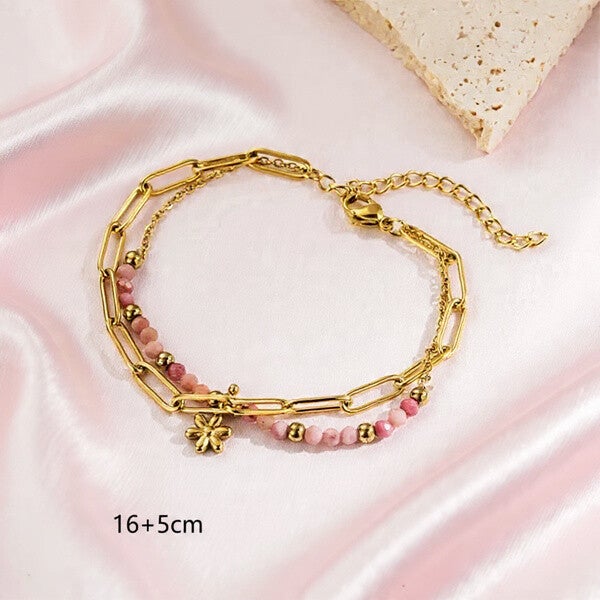Bracelet Doré Double Chaîne & Perles Roses – Pendentif Fleur