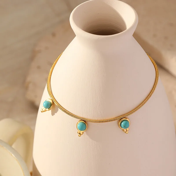 💎 Bracelet Femme Géométrique avec Pendentif Turquoise – Acier Inoxydable Doré