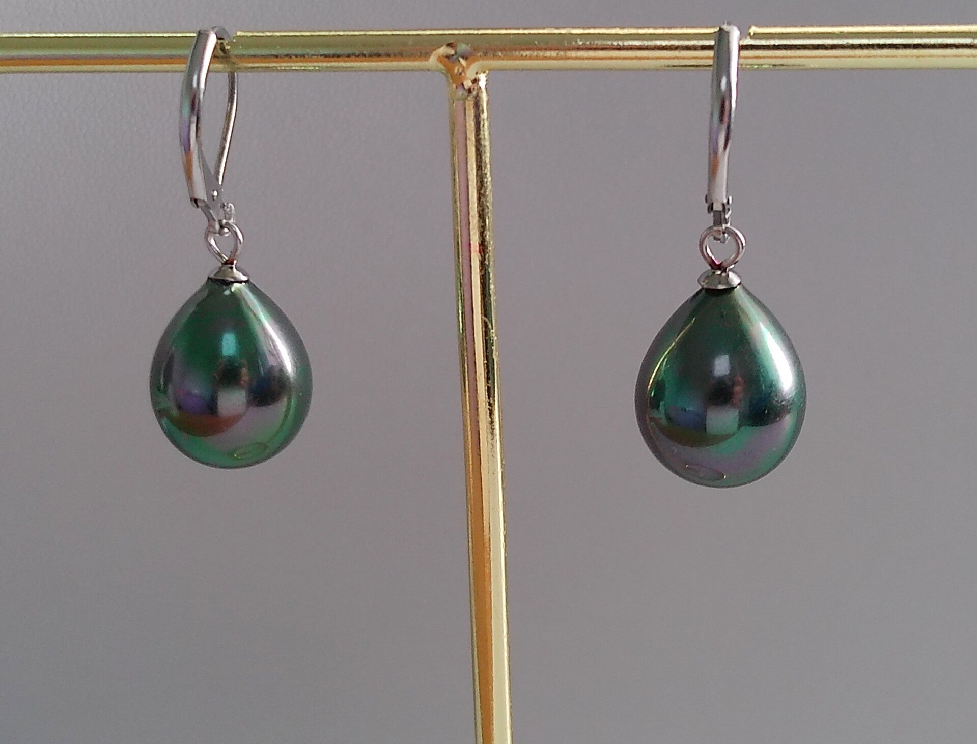 Peacock Colour Tahitian Shell Pearl Earrings