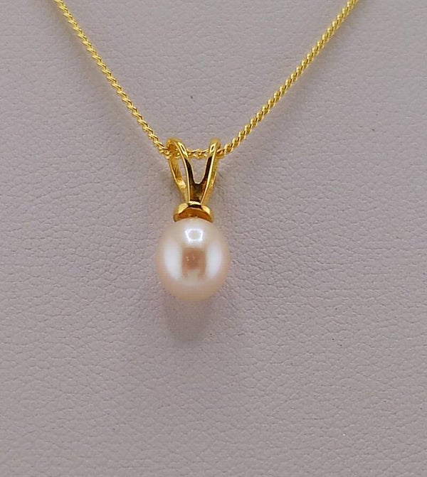 Natural Cream Teardrop Freshwater Pearl Necklace in Gold-Plated 925 Sterling Silver