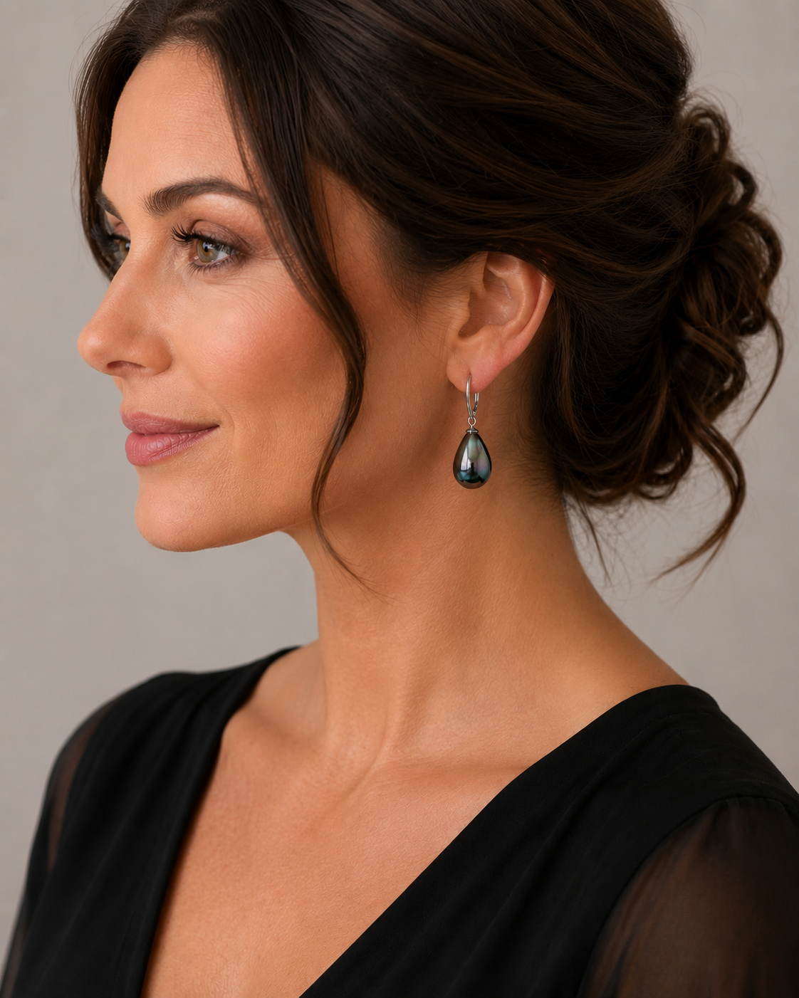 Peacock Colour Tahitian Shell Pearl Earrings