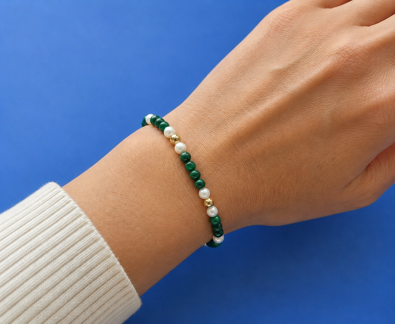 Malachite and Freshwater Pearl Elasticated Bracelet
