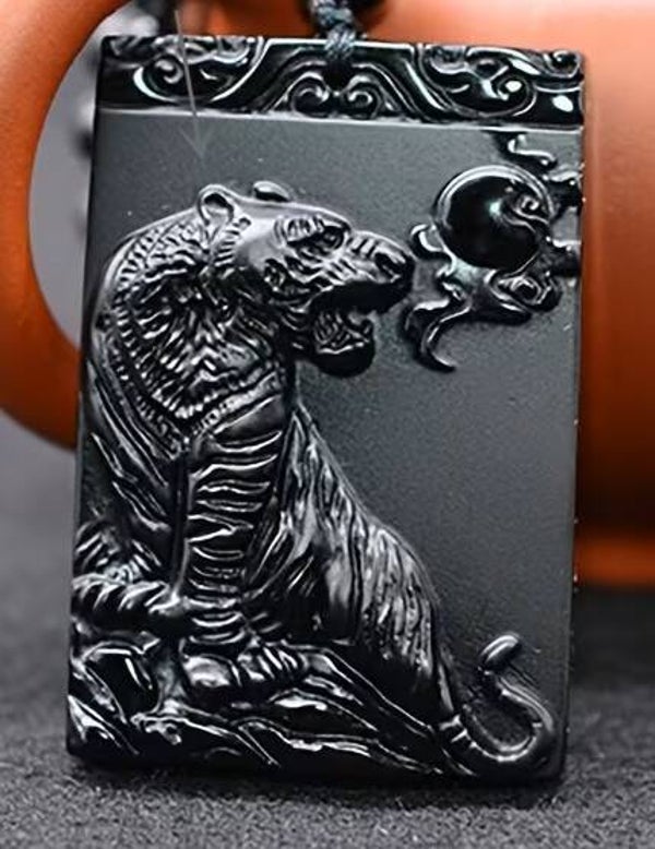 Hand-Carved Black Obsidian Mountain Tiger Pendant – Beaded Necklace