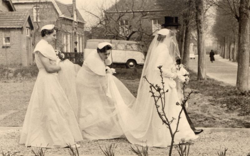 Trouwdag Gerda van de Geer.(woonde aan de St machutusweg 17