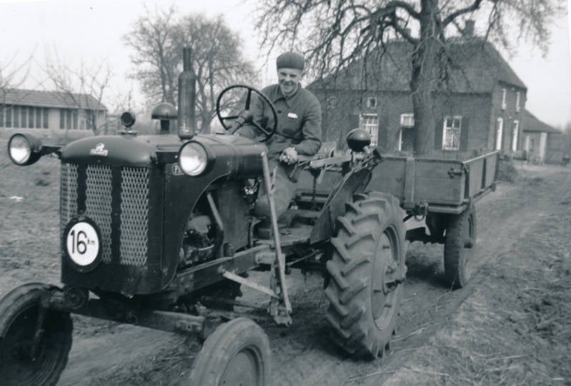 Jan vd Linden, Lageheiweg 9.