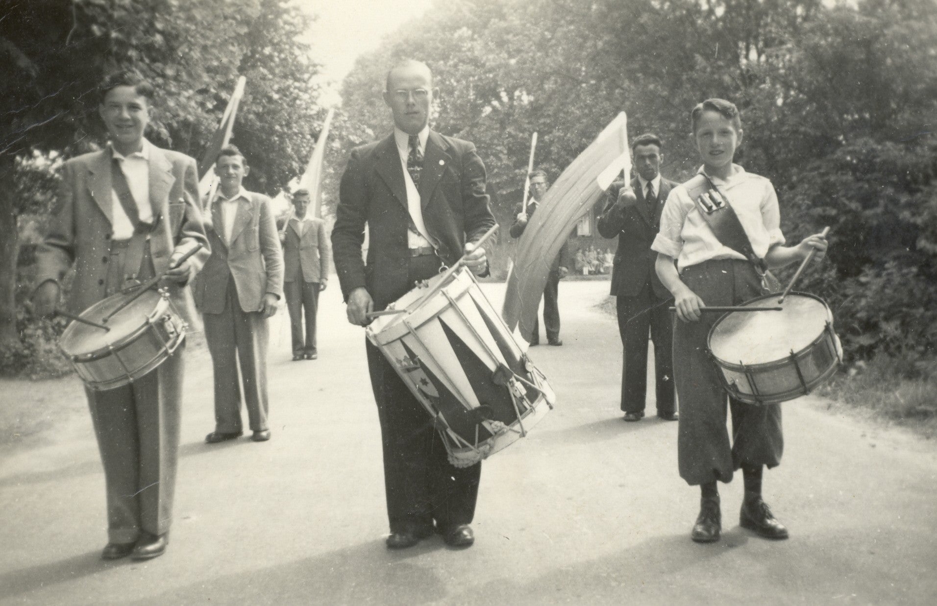 ±1952 Esterse tamboers en vendeliers: Grad Vollenberg, Stands Roelofs, Tien Arts, Piet v Dinther, Piet Spanjers, Frans v Hal en Henk Kuijpers