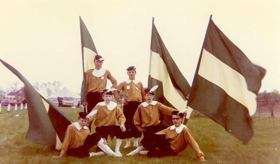 vendelgroep tijdens kringdag Gassel 1964: Frans vd Heijden, Piet vd Boogaard, Wim vd Boogaard, Chris Smits, Frans Opsteegh en Harrie Thijsen