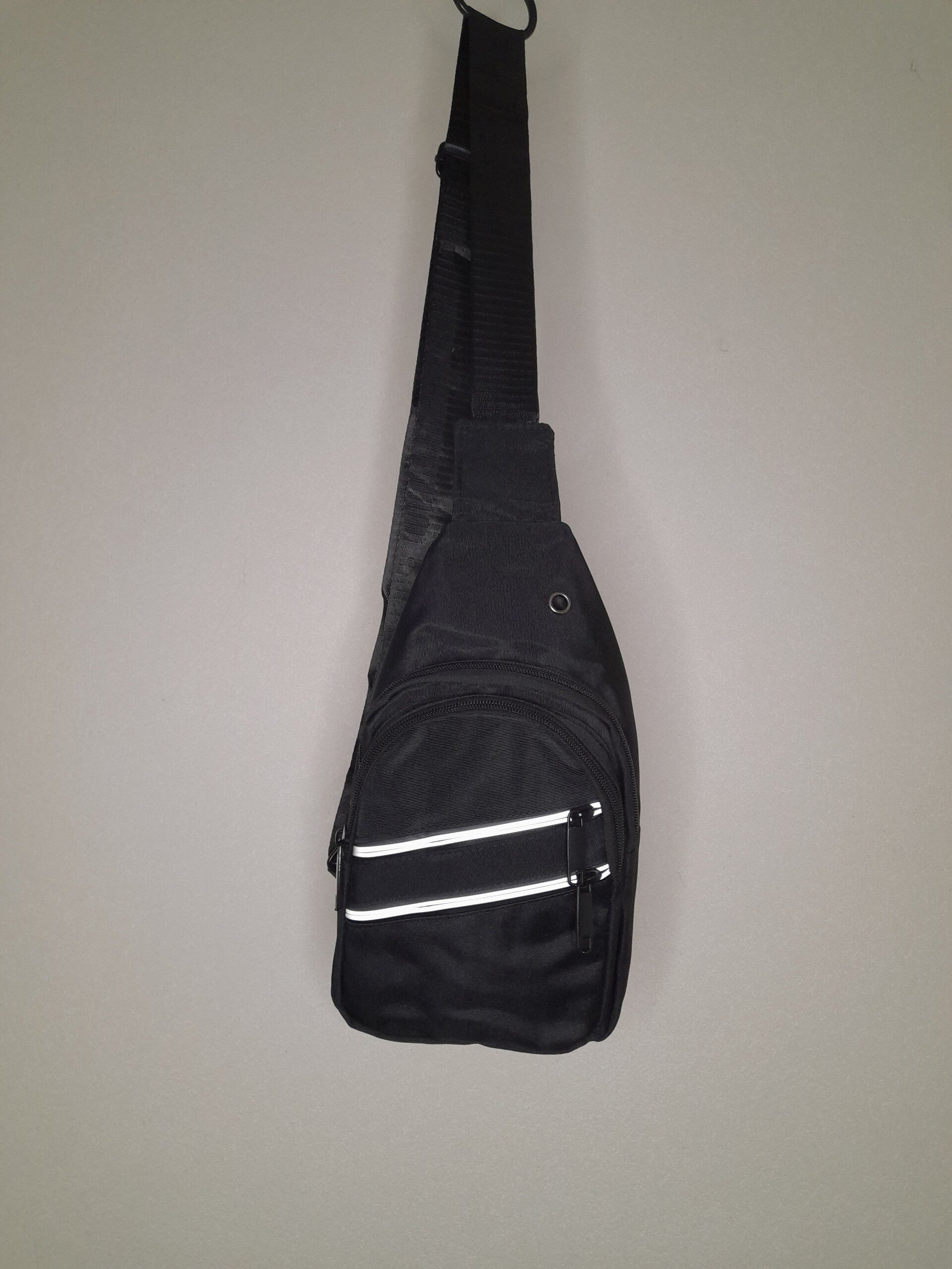 Cross body bag MX1231; 29 x 17 x 4cm