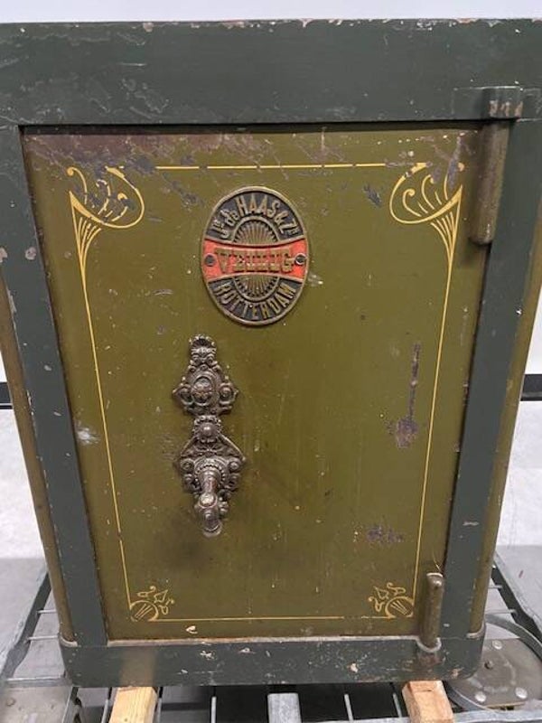 Antieke kluis uit Rotterdam (J de HAAS en Zn )