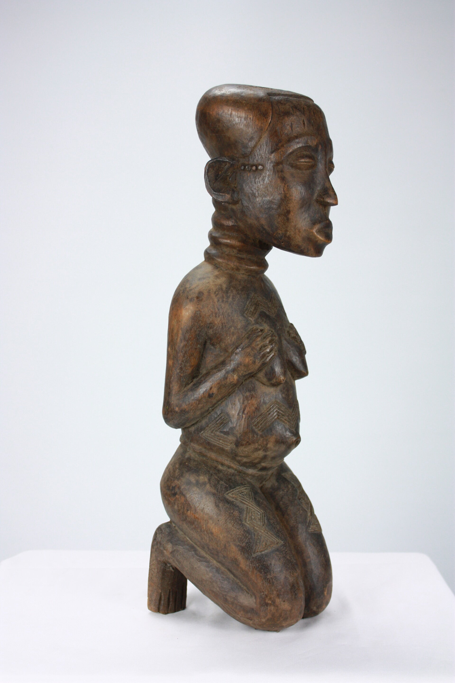 Lot A23 - Baule Female Figure (Blolo Bla)