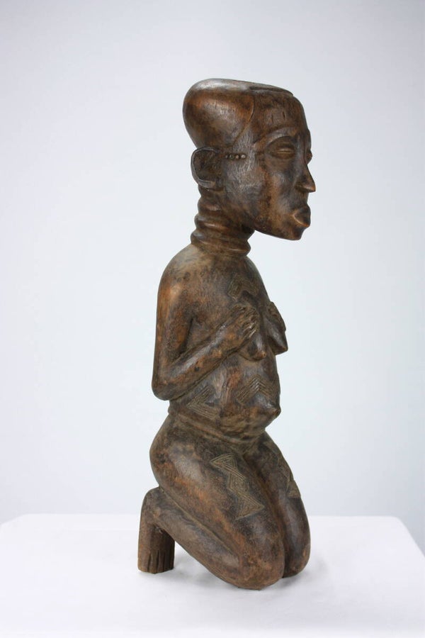 Lot A23 - Baule Female Figure (Blolo Bla)