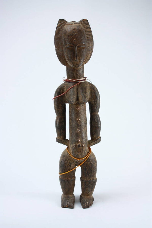 Lot A29 - Standing Female Figure