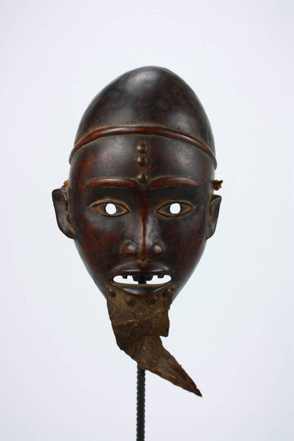 Lot A72 - Dan Style Mask