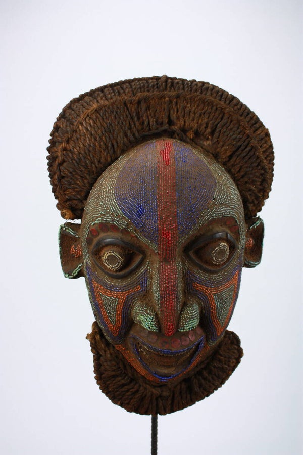 Lot A80 - Bamum (Bamoun) mask