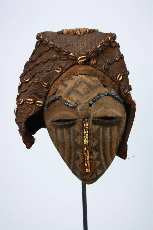 Lot A81 - Kuba Ngady a’Mwaash Mask