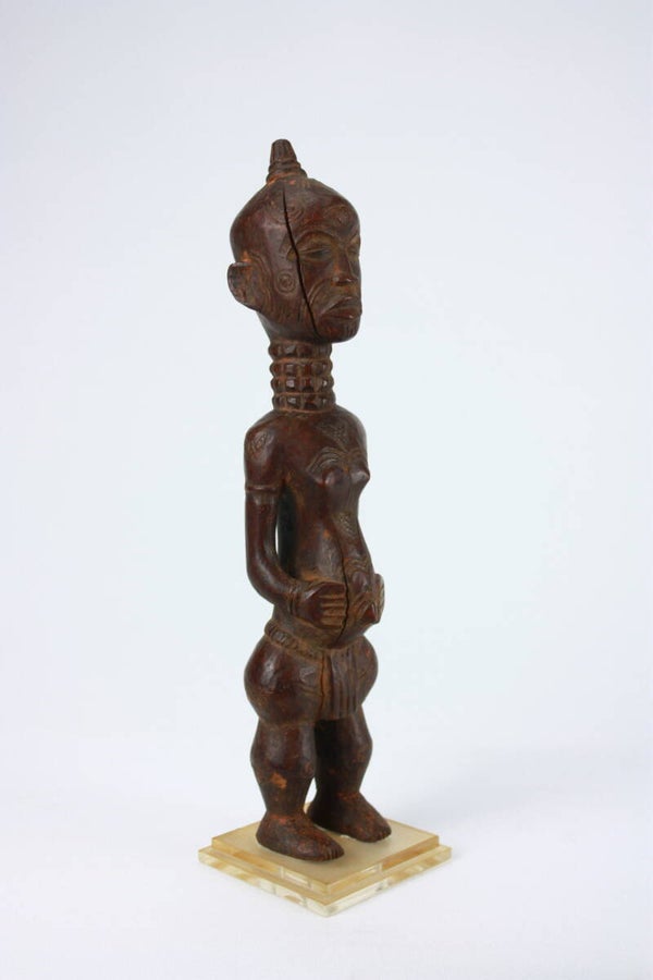 Lot A98 - Mbùlenga Female Figure