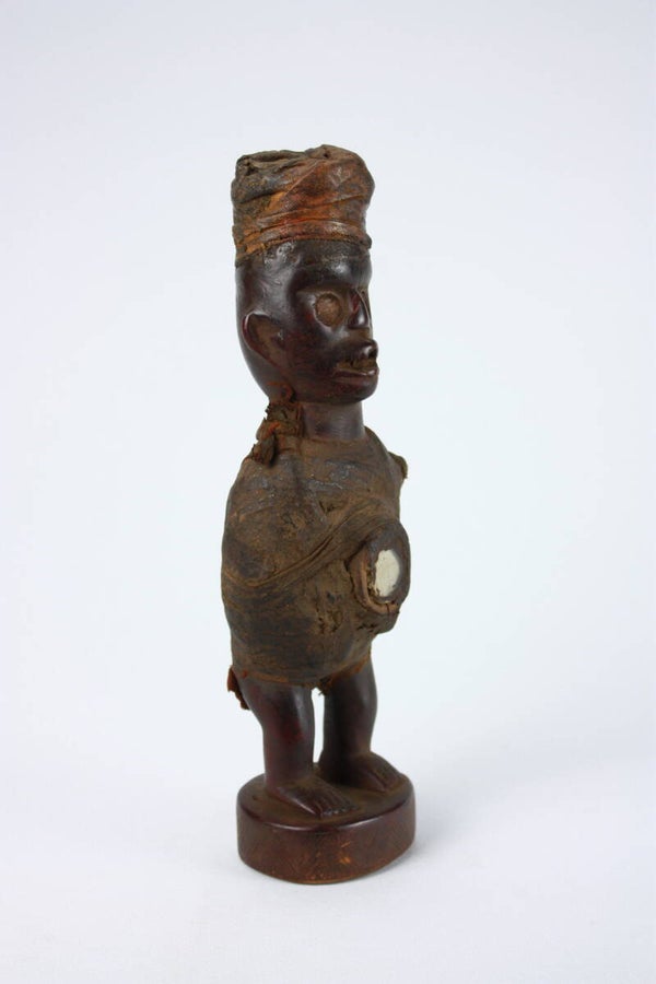 Lot A113 - Kongo Nkisi Nduda Power Figure