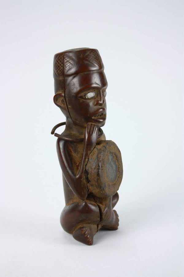 Lot A117 - Kongo Power Figure (Nkisi)