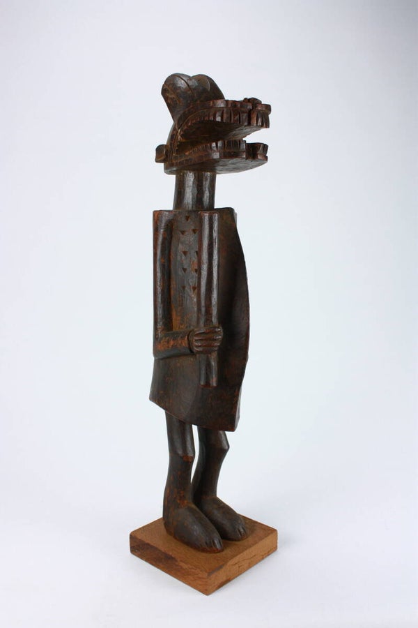A124 - Not yet Attributed - Antromorphic figure