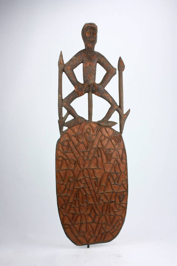 Lot O10 - Asmat Ceremonial Shield