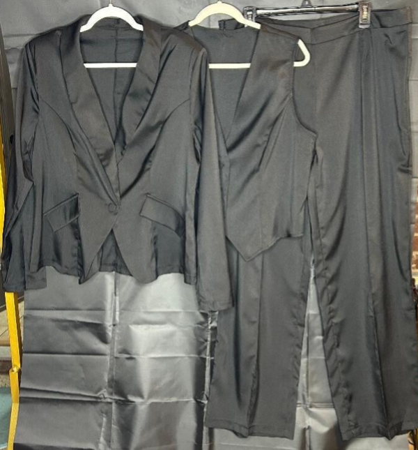 Women's Black 3-Piece Suite Set
